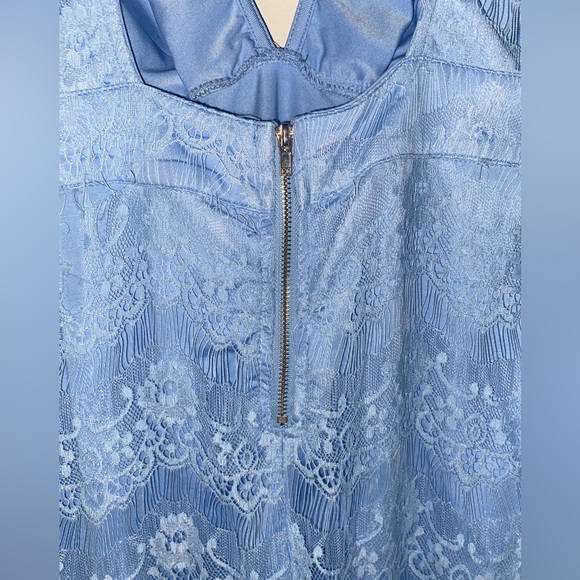 Gorgeous Blue Dress - Picture 3 of 3